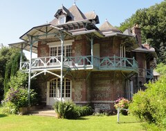 Toàn bộ căn nhà/căn hộ 19th Century Villa In Vaucottes (Vattetot-sur-Mer, Pháp)