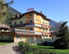 Khách sạn Aurora (Monclassico, Ý)