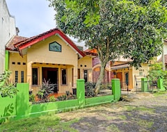 Khách sạn Spot On 91478 Wisma Aura Syariah (Ciamis, Indonesia)