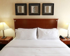 Holiday Inn Express Hotel & Suites West Chester, An Ihg Hotel (West Chester, USA)