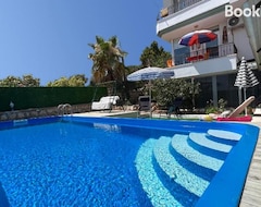 Cijela kuća/apartman Family Villa With Pool On Seaside (Demre, Turska)