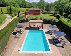 Toàn bộ căn nhà/căn hộ Villa In Chianti, Reggello,salzwasserpool,garten,w-lan,sauna,bis 16 Personen (Reggello, Ý)
