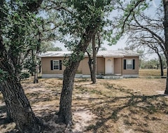 Casa rural Quiet Country Farmhouse (Goliad, Hoa Kỳ)