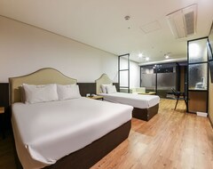 Hotel Jinju Chungmu Joint Cozy (Jinju, Južna Koreja)