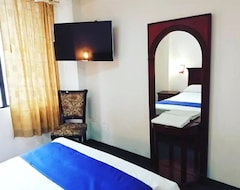 Hotel Blue Inn (Quito, Ekvador)