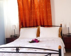 Hotel Virginia Rooms (Tinos - Chora, Grækenland)