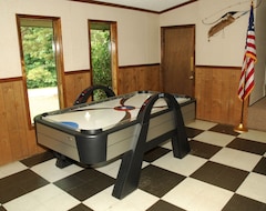 Carolina Landing Camping Resort Two-Bedroom Cabin 1 (Fair Play, EE. UU.)