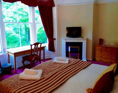 Tüm Ev/Apart Daire Manor House - 15 Ensuite Bedrooms & Can Accommodate Functions (Rattray, Birleşik Krallık)