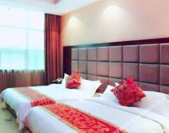 Khách sạn Jinhuihuang Hotel, Shiniuzhai, Pingjiang (Pingjiang, Trung Quốc)