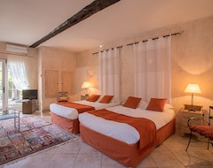 Chateau De Floure - Hotel, Restaurant, Spa Et Piscine Exterieure Chauffee (Carcassonne, Fransa)