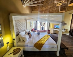 Hotelli Hotel Holiday Beach Club (Serekunda, Gambia)