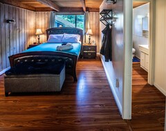 Toàn bộ căn nhà/căn hộ Cascade River Cabin + Hot Tub, Firepit (Newhalem, Hoa Kỳ)