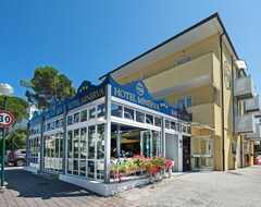Hotel Minerva (Lignano Pineta, Italy)