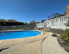 Toàn bộ căn nhà/căn hộ Pool Fenced Yard, Pets, Ark Encounter, Airport (Independence, Hoa Kỳ)