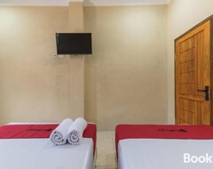 Otel RedDoorz Resort @ Ciater 2 (Sukabumi, Endonezya)