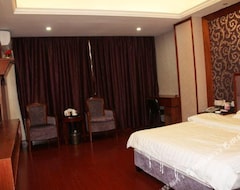 Hotel Laiyin Business (Dongyuan, China)