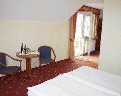 Khách sạn Double Room 11 - Hotel Ostseeblick (Karlshagen, Đức)