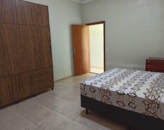 Entire House / Apartment Sitio Recanto Da Paz (Varjão, Brazil)