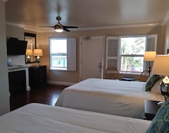 Pensión Beach Bungalow Inn And Suites (Morro Bay, EE. UU.)
