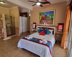 Hotel Au Fond De Mer View (Anse Royale, Seychellerne)