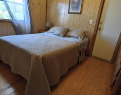 Koko talo/asunto Rustic Cabin 14 ... (Martinsville, Amerikan Yhdysvallat)