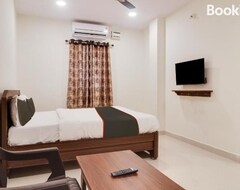 Khách sạn Collection O 81500 Hotel Virat Grand (Hyderabad, Ấn Độ)