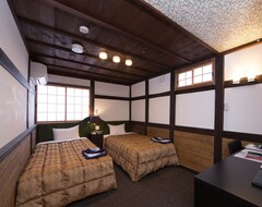 Oda ve Kahvaltı Yakageya Inn & Suites (Tamano, Japonya)