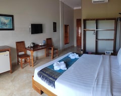 Khách sạn Riviera  & Resort Kep (Kep, Campuchia)