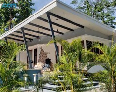 Koko talo/asunto Villa Akala (Puerto Viejo, Costa Rica)