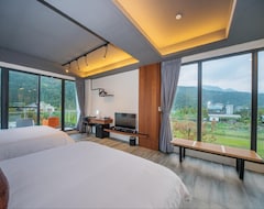 Hotel Sunlight Mound (Yuanshan Township, Taiwan)