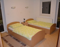 Pansion Sobe In Apartmaji Pri Ukcu (Bohinj, Slovenija)