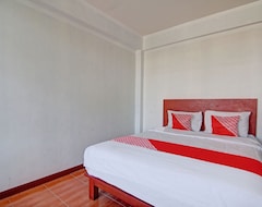 Hotel Oyo 93072 Asri Homestay Syariah (Pekanbaru, Indonezija)