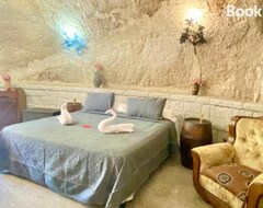 Tüm Ev/Apart Daire Cueva Romantica Fuego-jacuzzi (La Cabrera, İspanya)