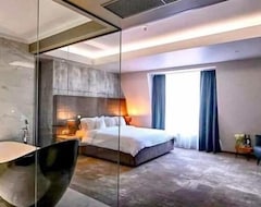 Hotelli Aniroc Signature Hotel (Arad, Romania)