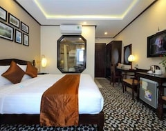 Hotelli Golden Bell Backpacker Hotel & Pool Bar (Hoi An, Vietnam)