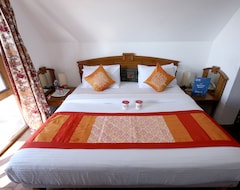 Khách sạn Hotel Chail Residency (Solan, Ấn Độ)