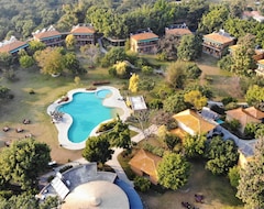 Hotelli Tarangi Resort (Corbett Nationalpark, Intia)