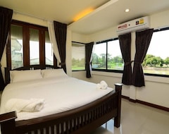 Hotel Ban U Thong Accommodations (Ayutthaya, Thailand)