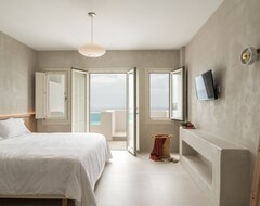 Hotelli Apeiron Blue Santorini (Fira, Kreikka)