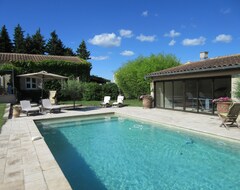 Cijela kuća/apartman Villa Agréable Proche De St Rémy De Pce, Piscine Chauffée Et Grand Jardin (Maillane, Francuska)