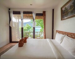 Hotel Phi Phi Cozy Seafront Resort (Koh Phi Phi, Tailandia)