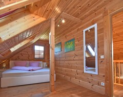 Toàn bộ căn nhà/căn hộ Exclusive detached holiday home for 2-7 persons with sauna (Teunz, Đức)