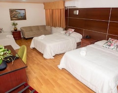 Hotel La Cresta Inn (Panama City, Panama)