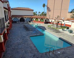 Hotel Mision Santa Isabel (Ensenada, Mexico)