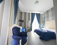 Hotel New Sayonara (Napulj, Italija)