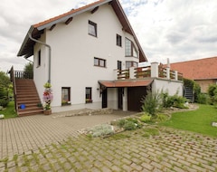 Khách sạn Beautiful Apartment In The Harz With A Terrace Directly On To The R1 Bike Path (Ballenstedt, Đức)