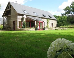 Cijela kuća/apartman Lovely Stone Home With Private Garden (Le Fœil, Francuska)
