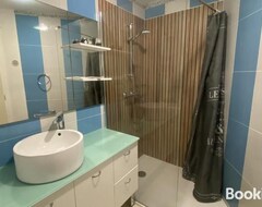 Cijela kuća/apartman Gite Thym Spa Au Coeur Dune Oliveraie Des Corbieres (Saint-Jean-de-Barrou, Francuska)