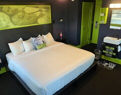 Mari Jean Hotel - Adults Only Gay Hotel (St. Petersburg, ABD)