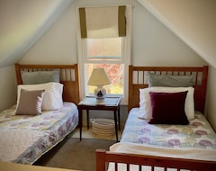 Hele huset/lejligheden New! Cozy, Comfortable Year Round Cottage So Close To Beach (Westbrook, USA)